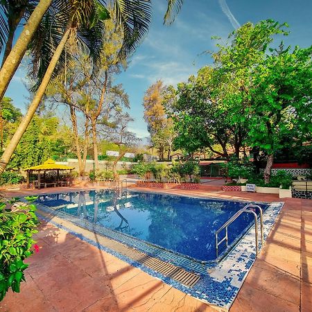 Zaras Resort Khandala Лонавала Экстерьер фото