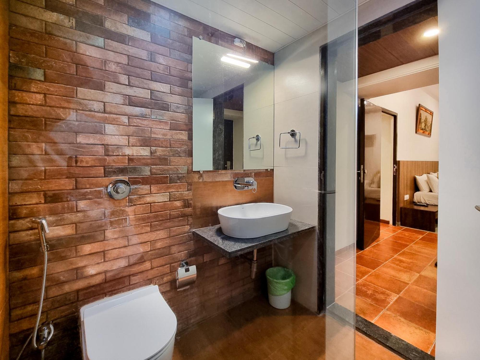 Zaras Resort Khandala Лонавала Экстерьер фото