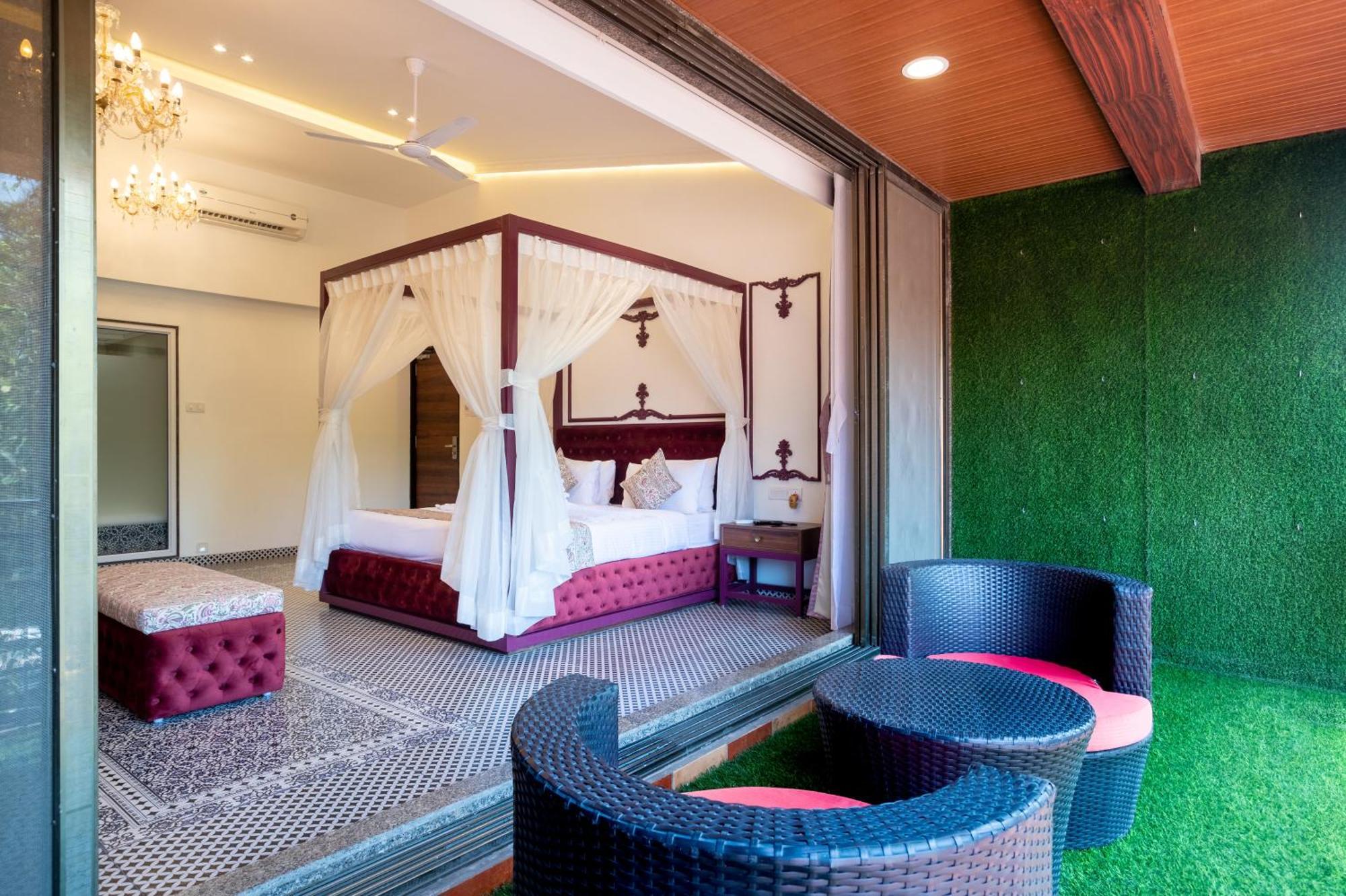 Zaras Resort Khandala Лонавала Экстерьер фото