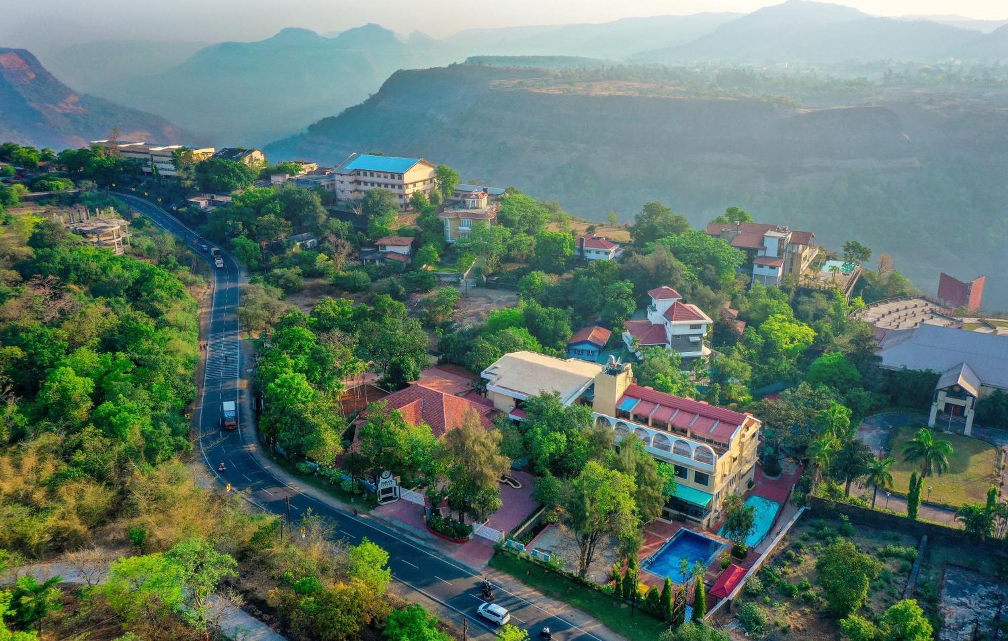 Zaras Resort Khandala Лонавала Экстерьер фото