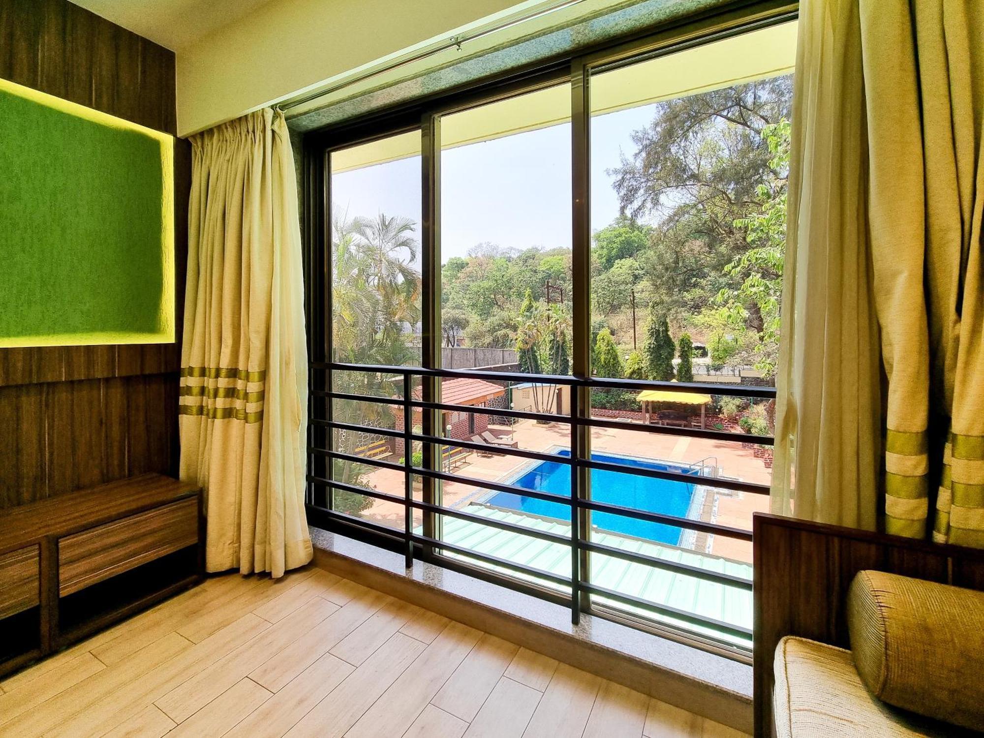 Zaras Resort Khandala Лонавала Экстерьер фото