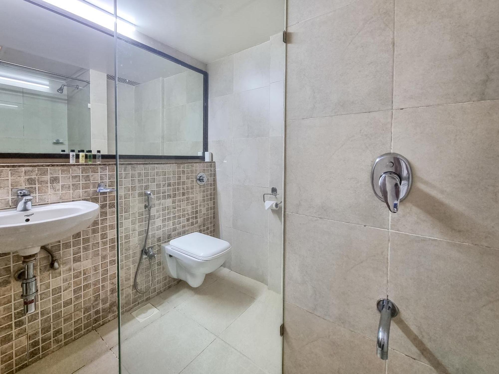 Zaras Resort Khandala Лонавала Экстерьер фото