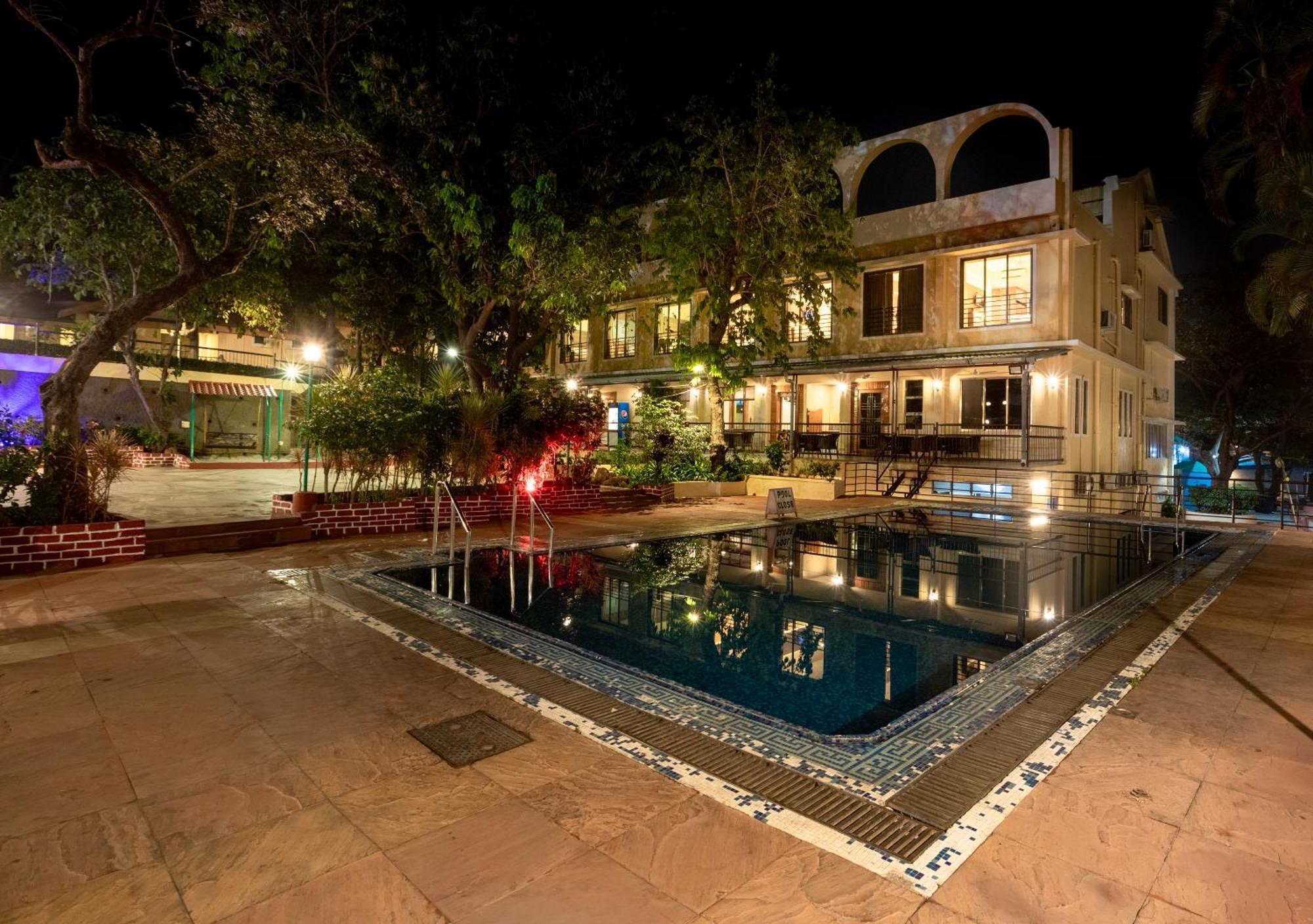 Zaras Resort Khandala Лонавала Экстерьер фото